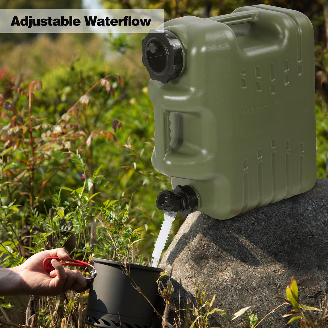 4 Gallon  / 18.5L Portable Water Container with Spigot