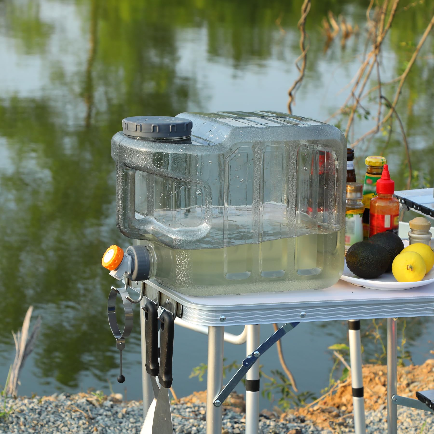 Portable Water Storage Tank with Adjustable Spigot - Food Grade PC
