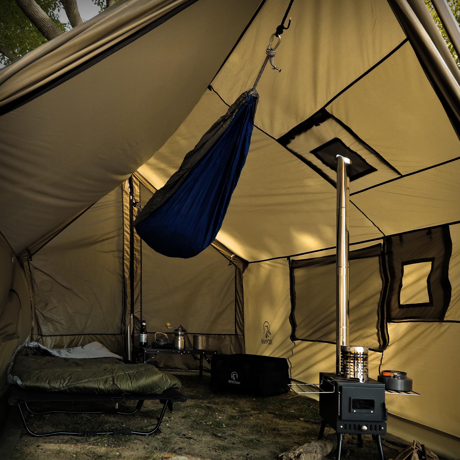 Grande tente hamac avec prise pour poêle 