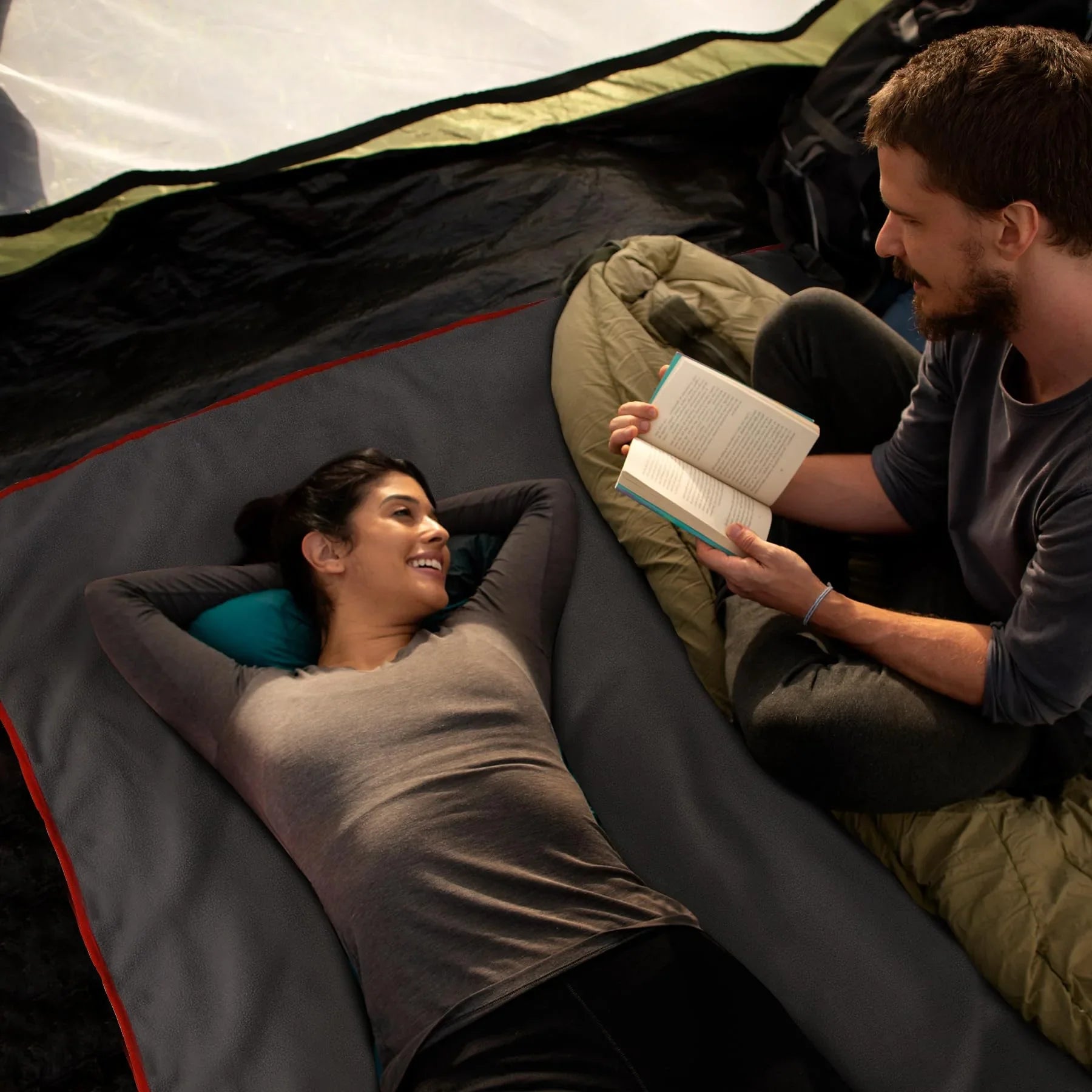 Large Waterproof Stadium Blanket with Hood for Cold Weather