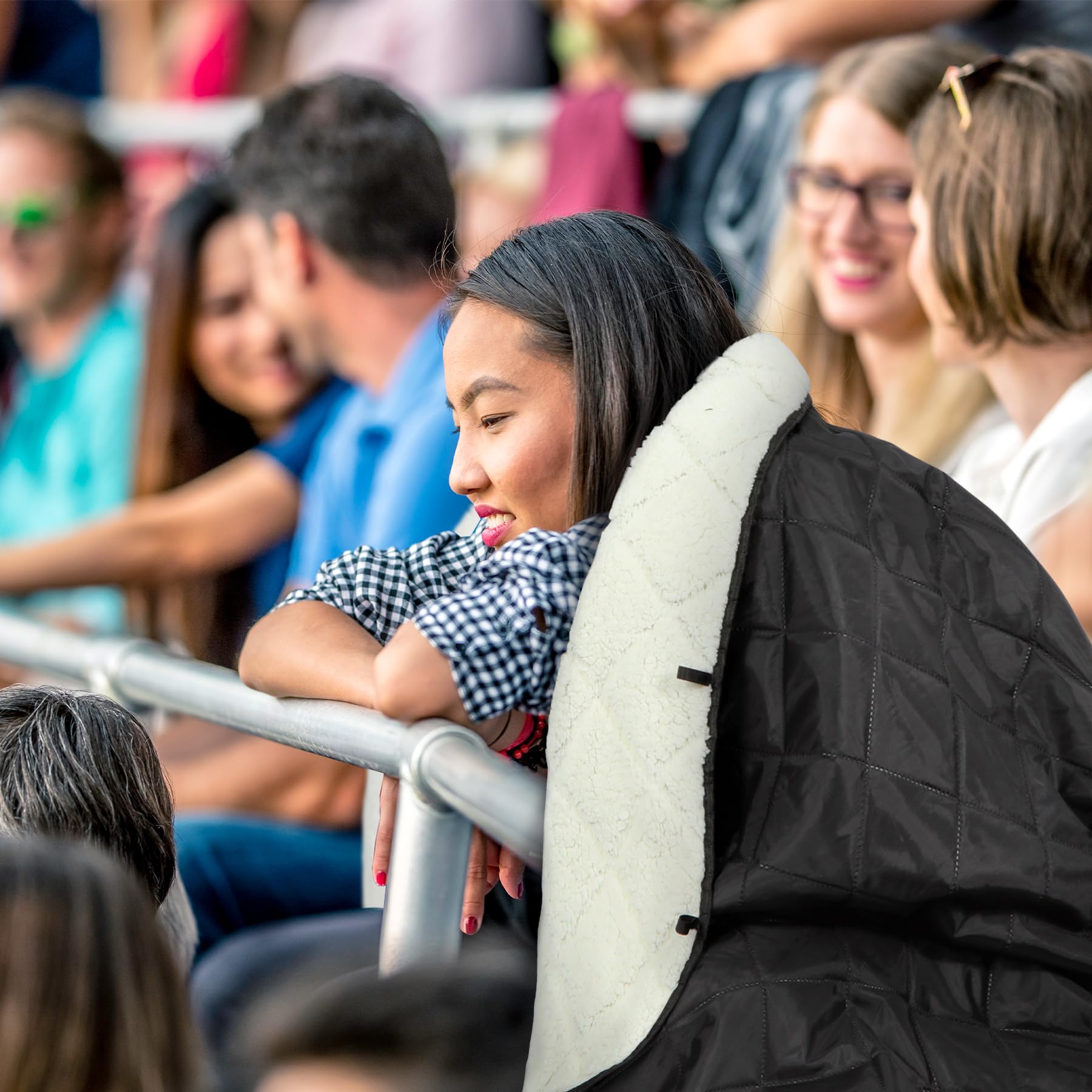 Large Warm Camping Blanket with Sherpa Lining, Cold Weather Warm Outdoor Blanket Waterproof and Windproof for Camping Stadium, Machine Washable 59"x79" White